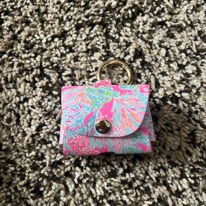 NWOT Lilly Pulitzer Pink Floral Air Pod Case